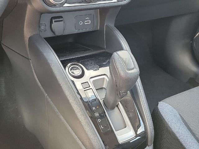 2025 Nissan Versa SV CVT