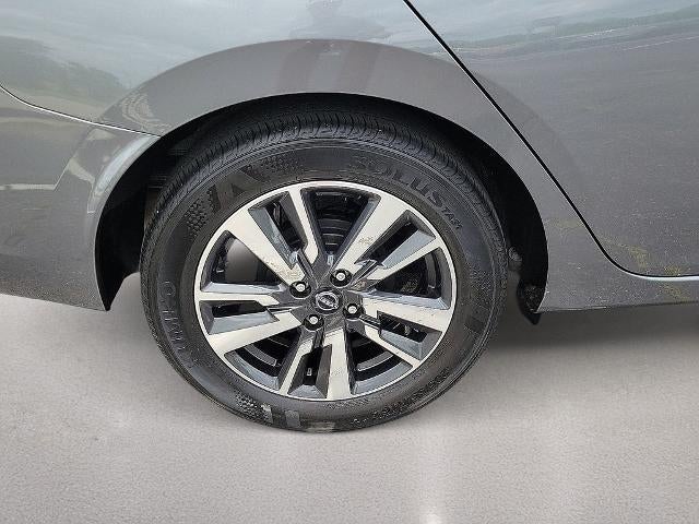 2025 Nissan Versa SV CVT