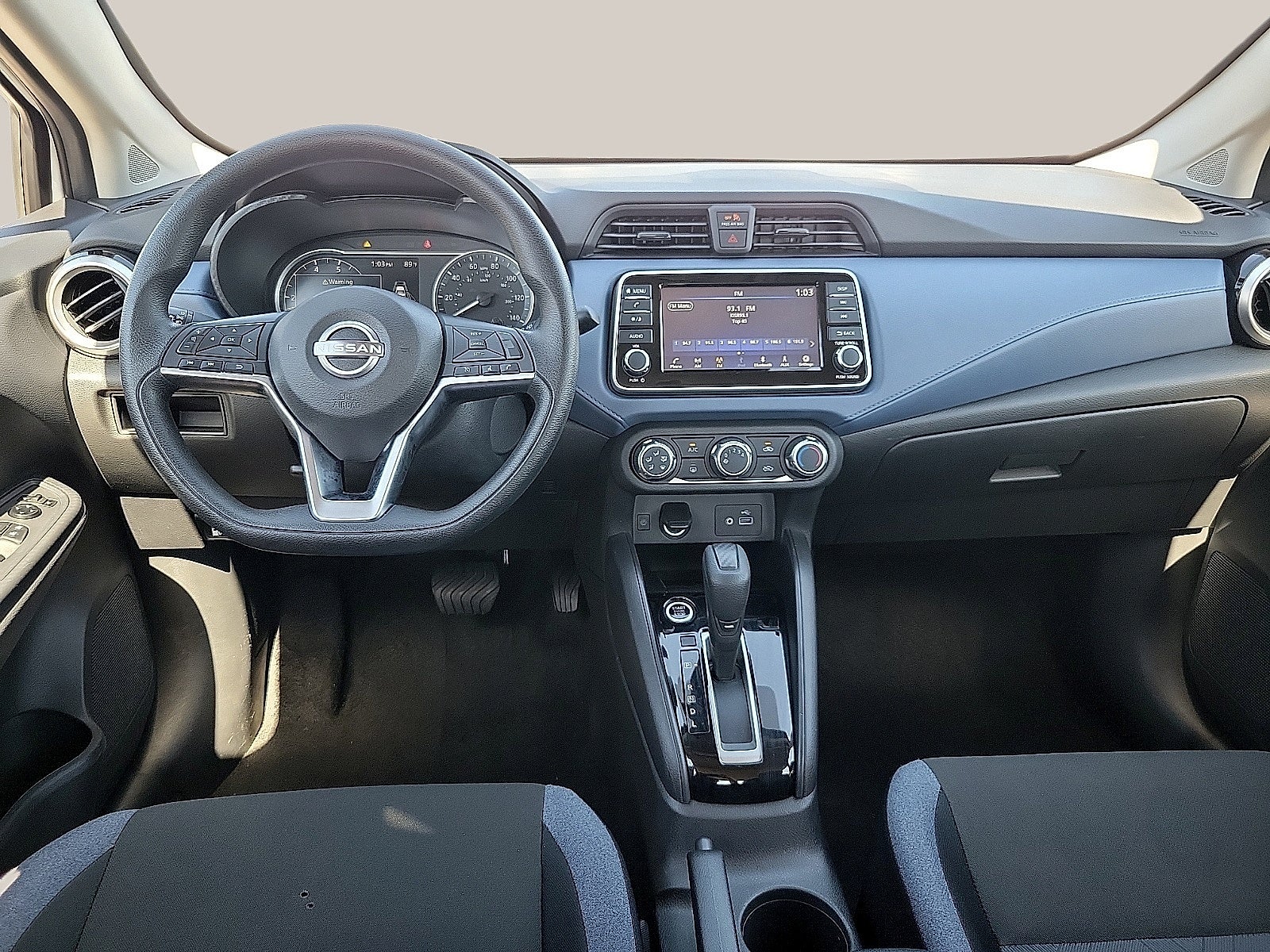 2025 Nissan Versa SV CVT