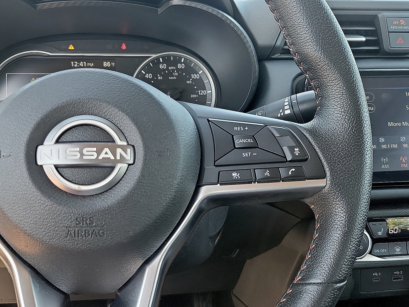 2024 Nissan Versa SR CVT