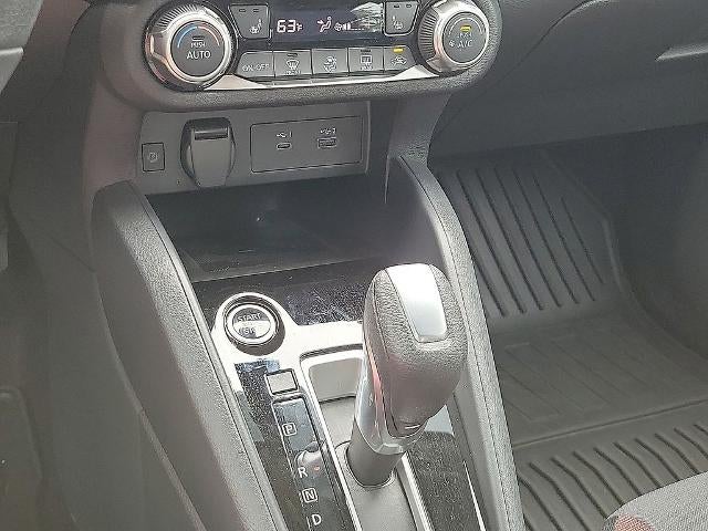 2025 Nissan Versa SR CVT