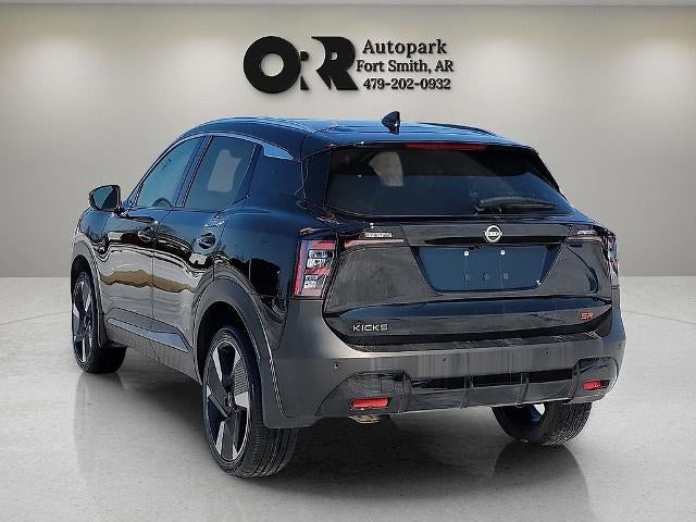 2025 Nissan Kicks SR FWD
