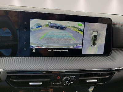 2025 Nissan Kicks SR FWD