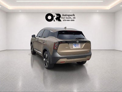 2025 Nissan Kicks SR FWD
