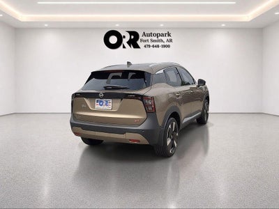 2025 Nissan Kicks SR FWD