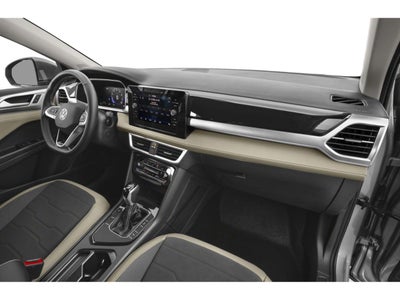 2025 Volkswagen Taos SE 4MOTION