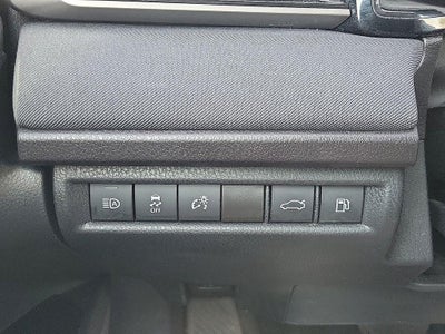 2025 Toyota Camry LE (SE)