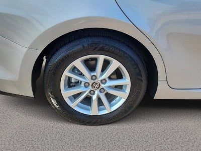 2025 Toyota Camry LE (SE)