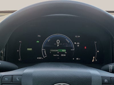 2025 Toyota Camry LE (SE)