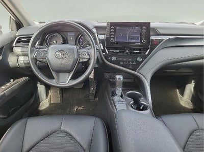2024 Toyota Camry SE Auto (SE)