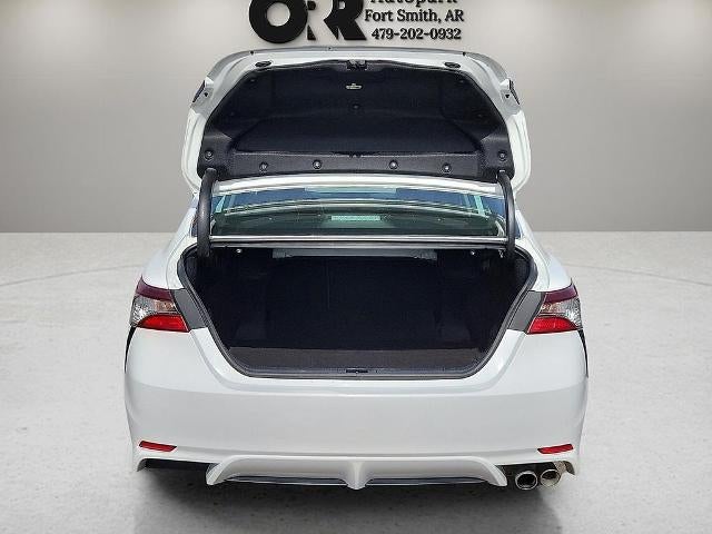 2024 Toyota Camry SE Auto (SE)