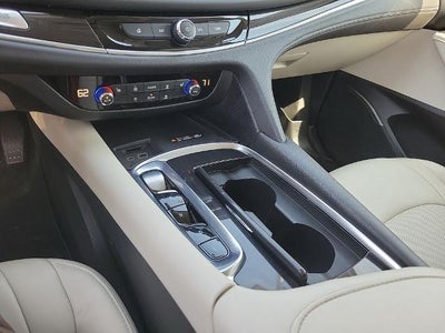 2022 Buick Enclave Essence FWD