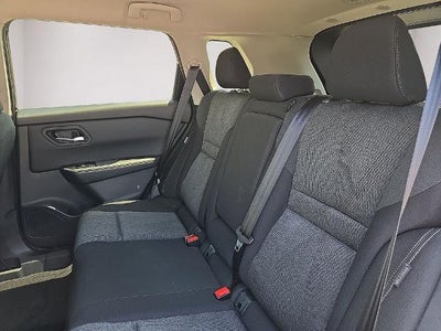 2025 Nissan Rogue FWD SV