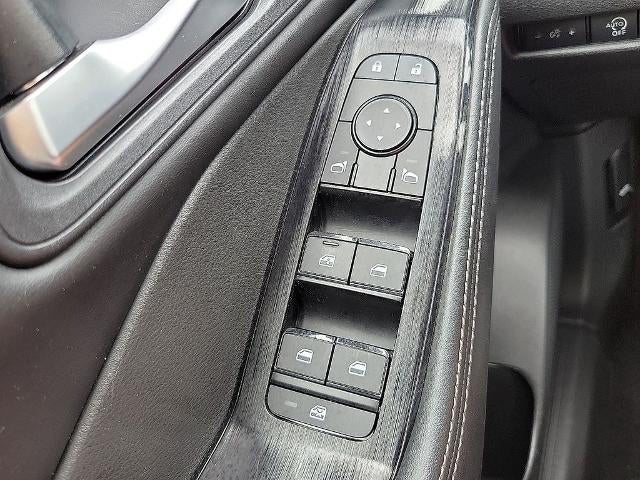 2023 Nissan Rogue FWD SV
