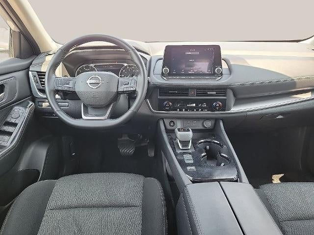 2025 Nissan Rogue FWD SV