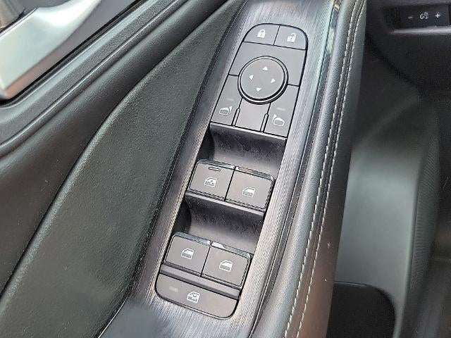 2025 Nissan Rogue FWD SV
