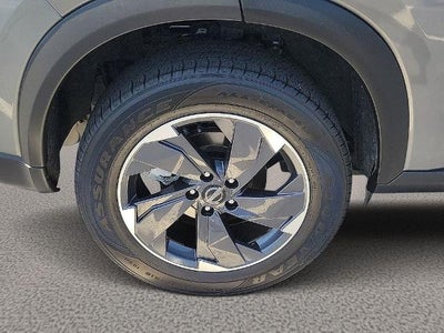 2024 Nissan Rogue FWD SV