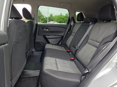 2025 Nissan Rogue FWD SV
