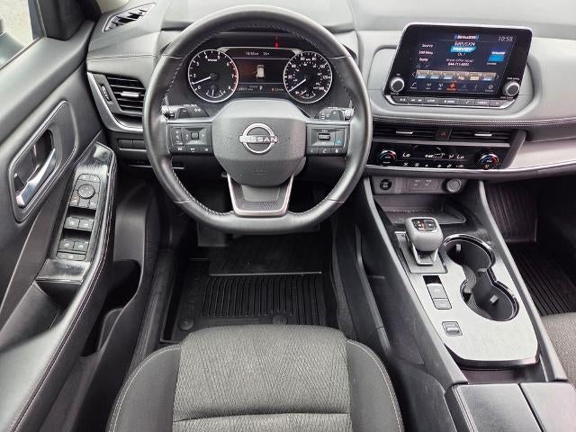 2025 Nissan Rogue FWD SV