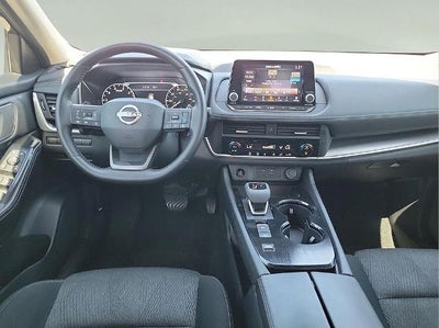 2025 Nissan Rogue FWD SV