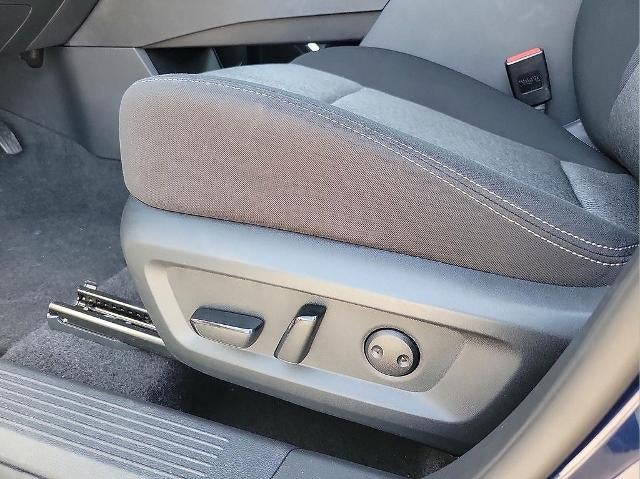 2025 Nissan Rogue FWD SV
