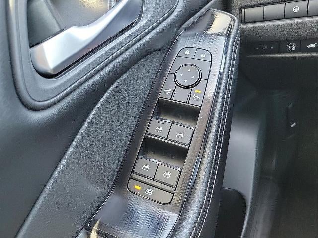 2025 Nissan Rogue FWD SV