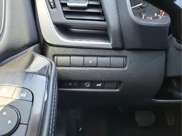 2025 Nissan Rogue FWD SV