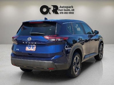 2025 Nissan Rogue FWD SV