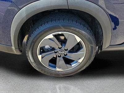 2025 Nissan Rogue FWD SV
