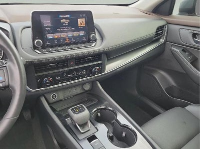 2023 Nissan Rogue FWD SV