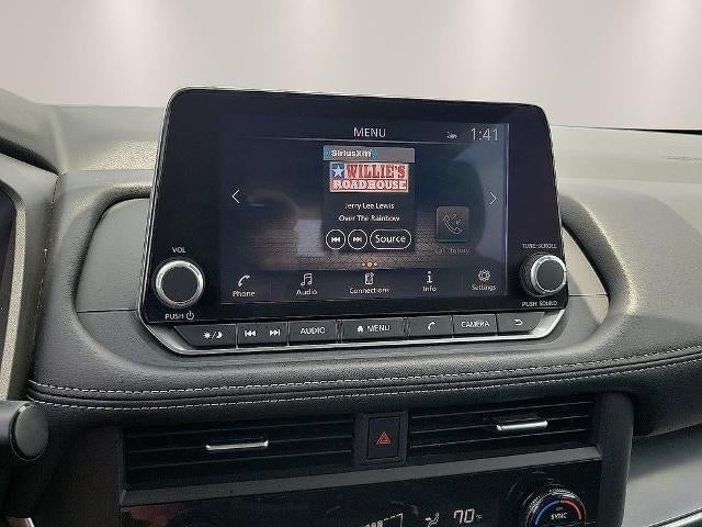 2025 Nissan Rogue AWD SV