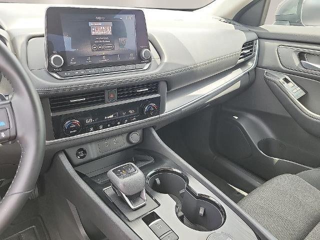 2025 Nissan Rogue AWD SV