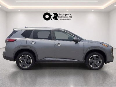 2025 Nissan Rogue AWD SV