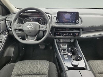 2025 Nissan Rogue AWD SV