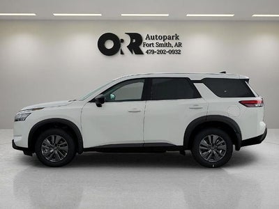 2025 Nissan Pathfinder S 4WD
