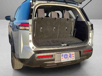 2024 Nissan Pathfinder SV 2WD