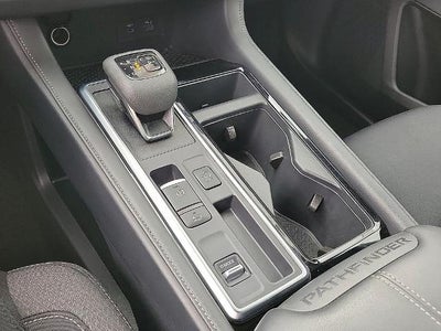 2025 Nissan Pathfinder SV 2WD
