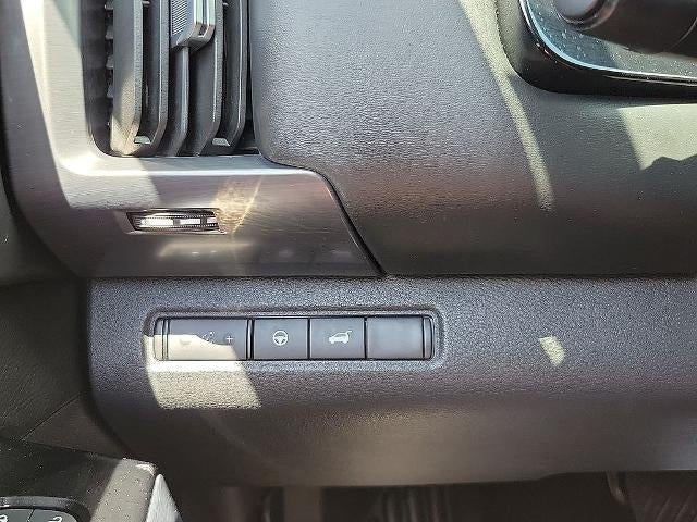 2023 Nissan Pathfinder SL 2WD