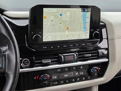 2022 Nissan Pathfinder SL 2WD