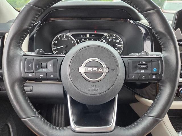2022 Nissan Pathfinder SL 2WD