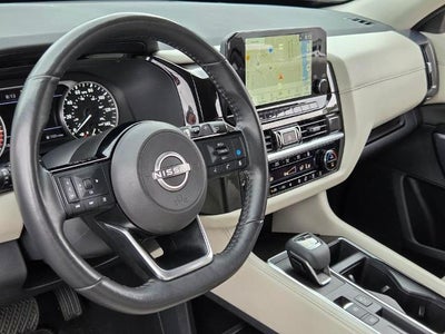 2022 Nissan Pathfinder SL 2WD