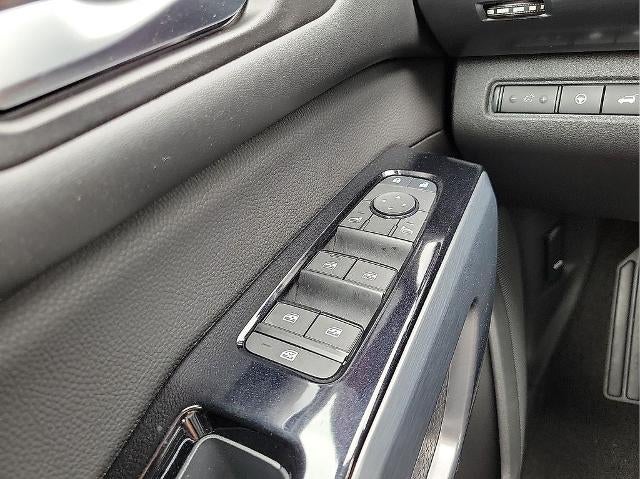 2024 Nissan Pathfinder SL 2WD