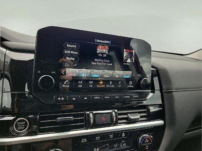 2024 Nissan Pathfinder SL 2WD