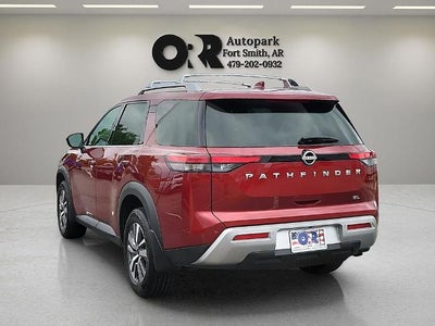 2024 Nissan Pathfinder SL 2WD