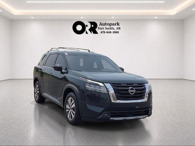 2023 Nissan Pathfinder SL 4WD