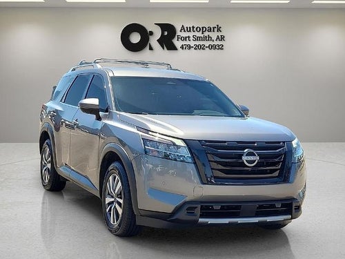 2023 Nissan Pathfinder SL 4WD