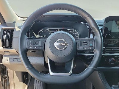 2023 Nissan Pathfinder SL 4WD