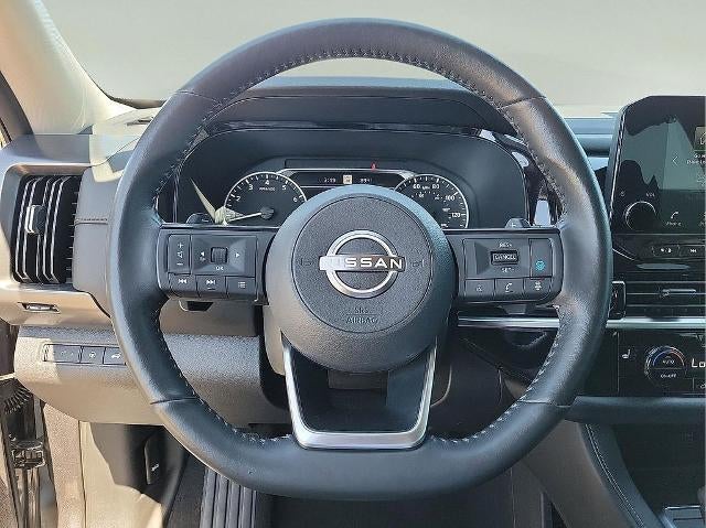 2023 Nissan Pathfinder SL 4WD