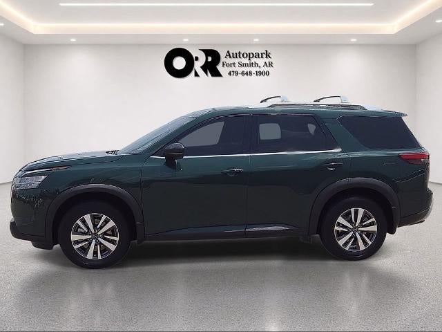 2023 Nissan Pathfinder SL 4WD