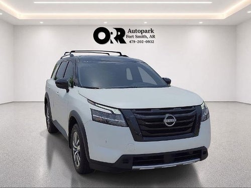 2023 Nissan Pathfinder SL 4WD